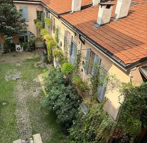 Casatania Corso * ميلان
